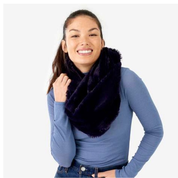 The Jetset Diaries Accessories The Jetset Diaries Infinity Faux Fur